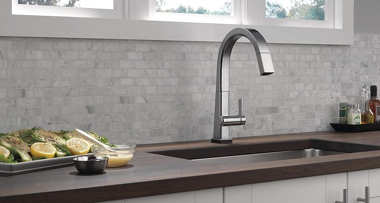 delta kitchen faucets reviews